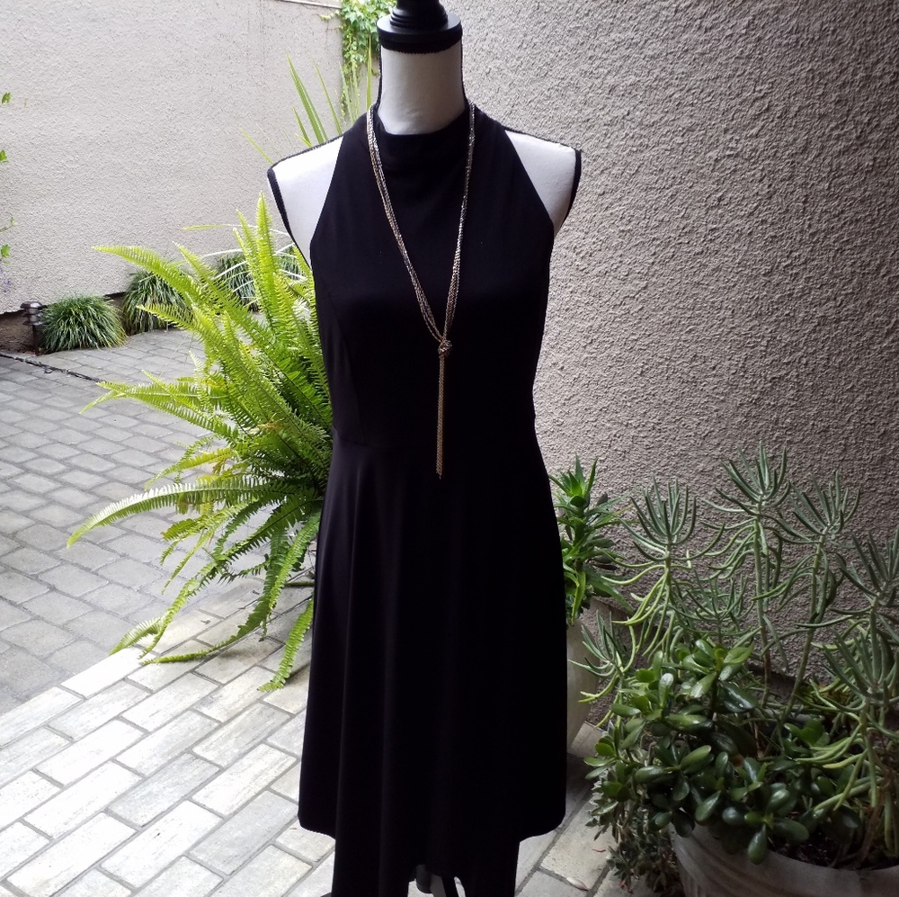 Jessica Simpson black dress